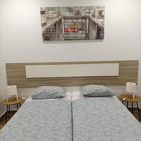 Good Vibes - Lagos Guesthouse ภายนอก รูปภาพ